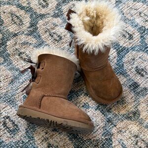 Ugg Bailey bow boots toddler size 7